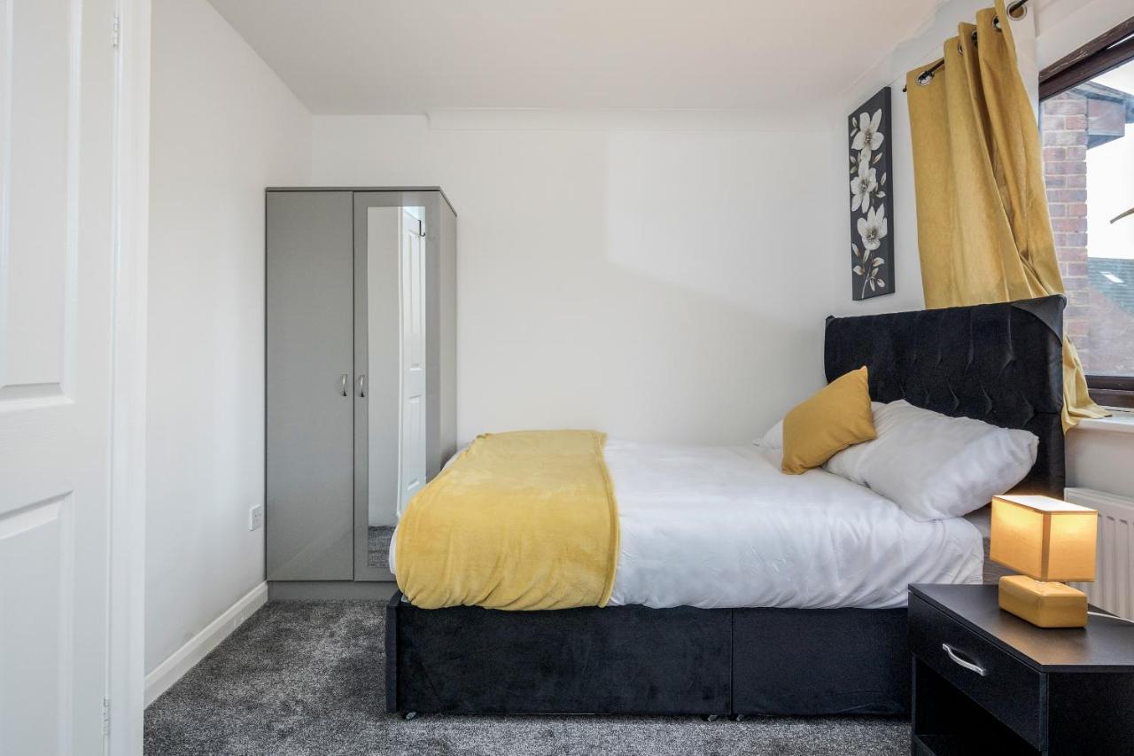 Lovely House In Dagenham / Barking With Free Parking, Wifi & Garden Εξωτερικό φωτογραφία